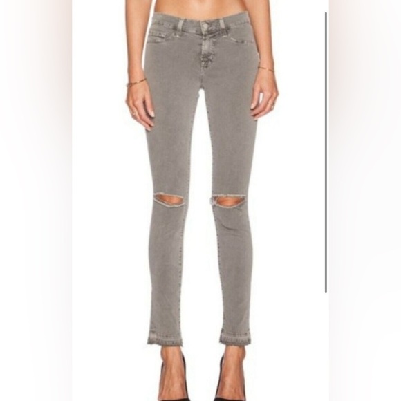 J. BRAND SILVER FOX RELEASED RAW HEM RIPPED KNEE ANKLE SKINNY JEANS 24 - Picture 4 of 14